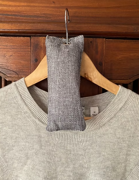 Lil’_Bit_Better_Activated_Bamboo_Charcoal_Deodoriser_Bag